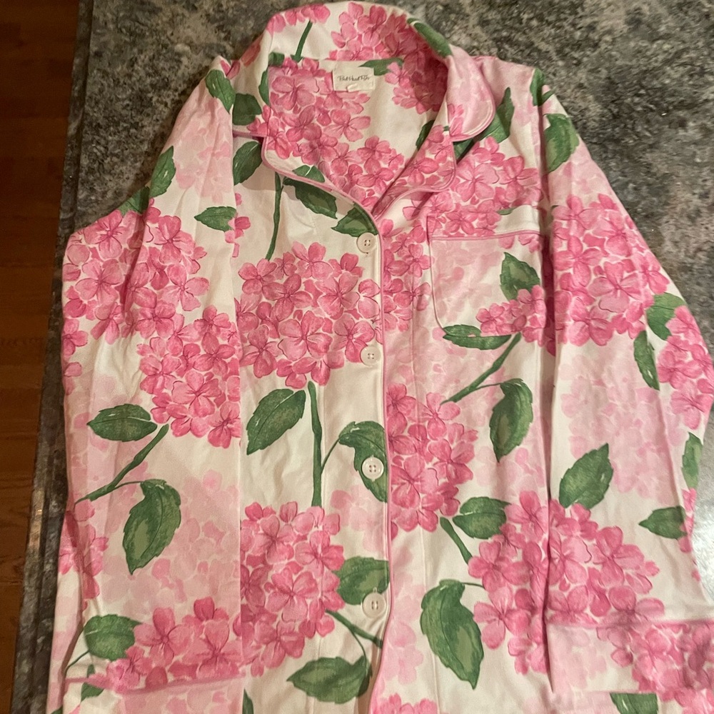 BedHead Pink & Green Hydrangea Floral Cotton Pajama Top - Picture 2 of 5